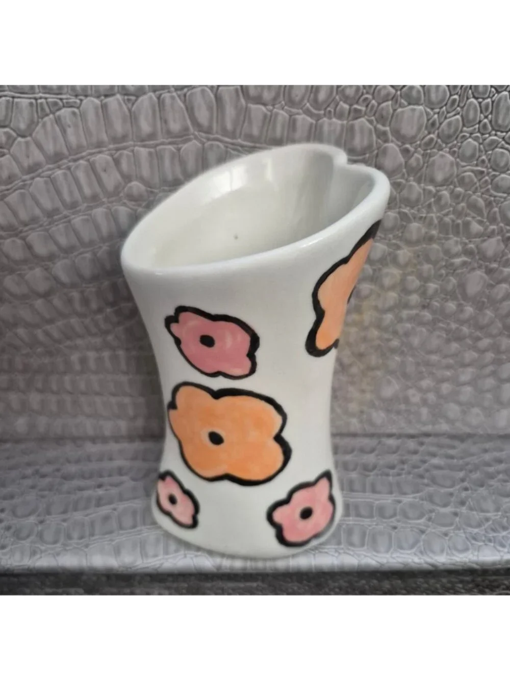 Hand-Painted Ceramic Vase Floral Design & Heart-Shaped Opening 3.5